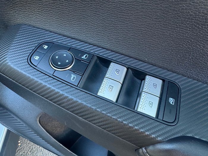 2023 Mitsubishi Outlander ES