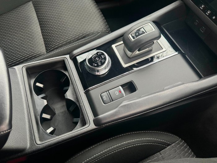 2023 Mitsubishi Outlander ES