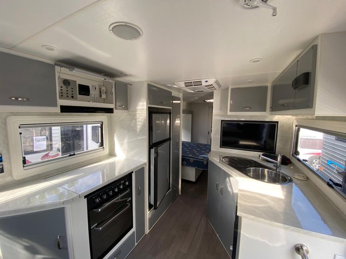 2016 Elite Palazzo