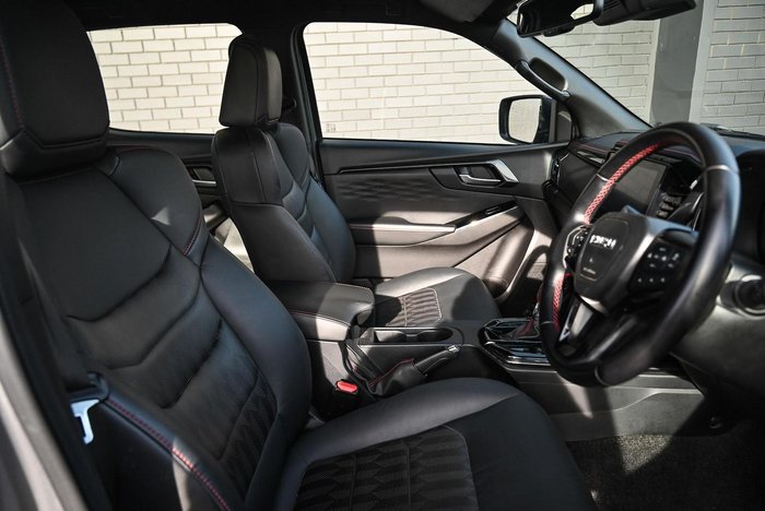 2024 Isuzu D-MAX X-TERRAIN