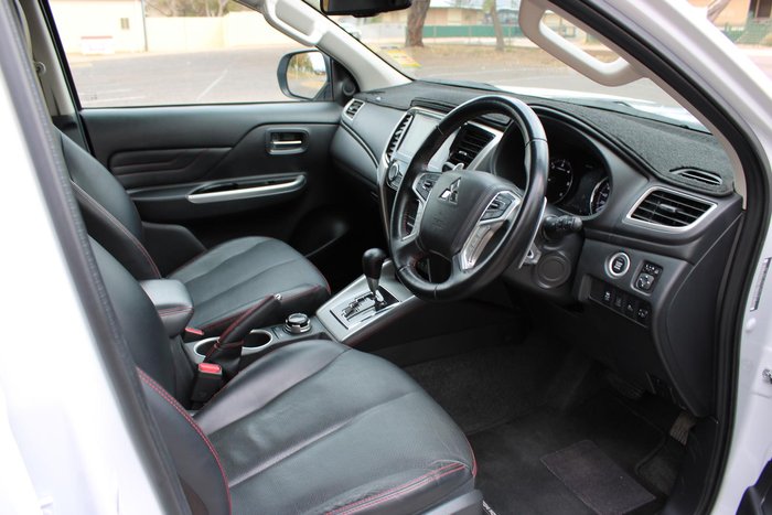 2023 Mitsubishi Triton GLS