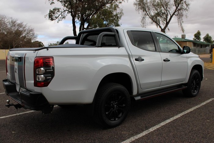 2023 Mitsubishi Triton GLS