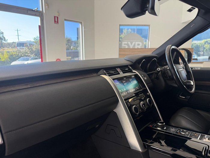 2017 Land Rover Discovery SD4 S Series 5 MY17 Four Wheel Drive Corris Grey