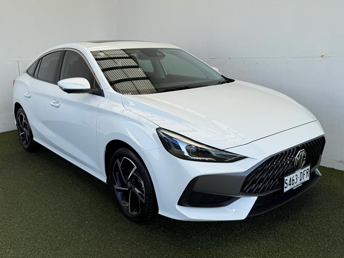 2023 MG MG5 Essence MY23