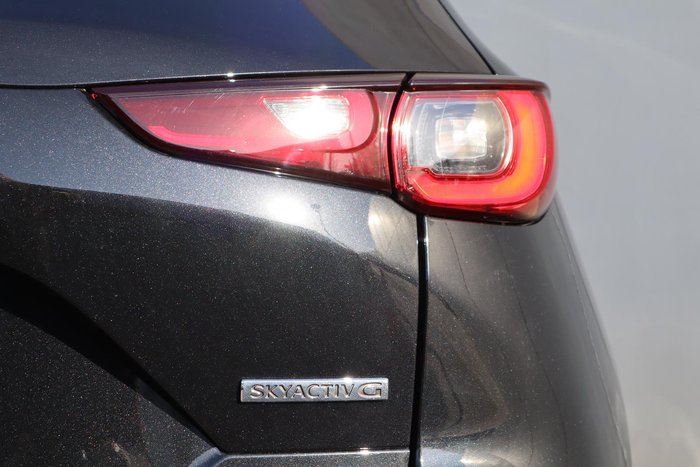 2025 Mazda CX-5 G25 Akera