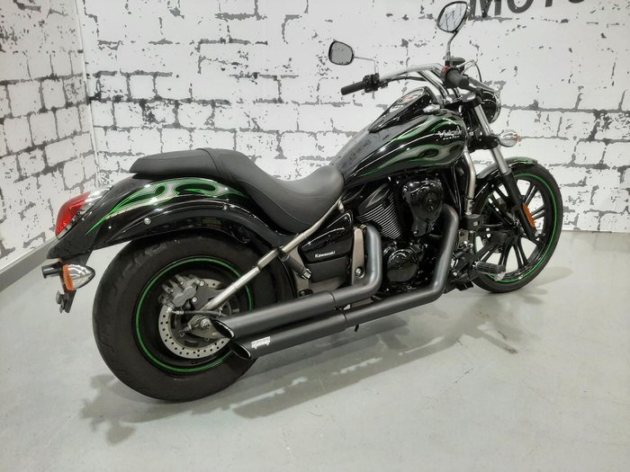 2015 Kawasaki Vulcan 900 Custom (VN900C) Vulcan Black