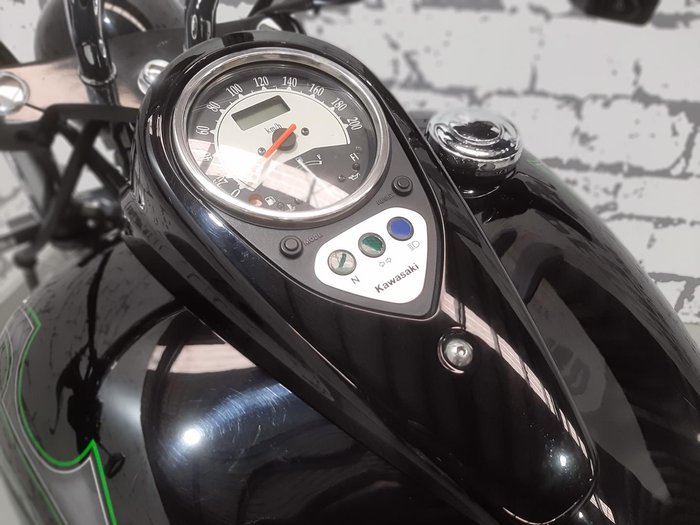 2015 Kawasaki Vulcan 900 Custom (VN900C) Vulcan Black