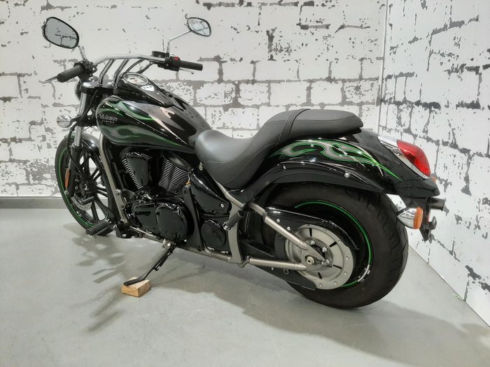 2015 Kawasaki Vulcan 900 Custom (VN900C) Vulcan Black