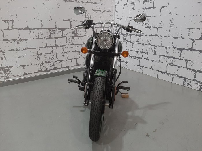 2015 Kawasaki Vulcan 900 Custom (VN900C) Vulcan Black