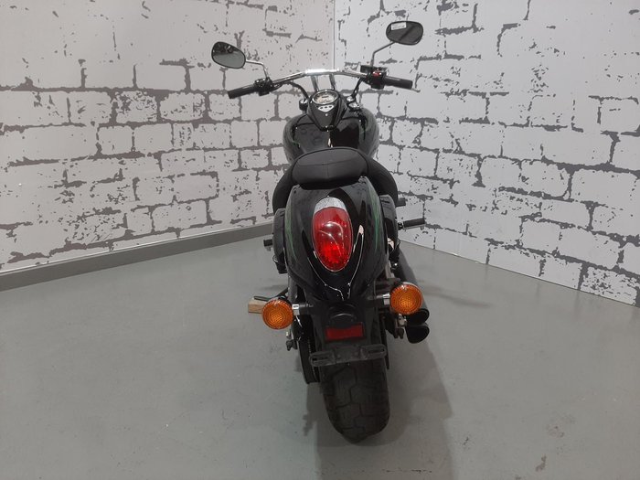 2015 Kawasaki Vulcan 900 Custom (VN900C) Vulcan Black