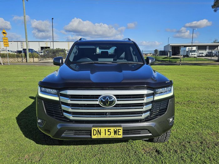 2022 Toyota Landcruiser VX