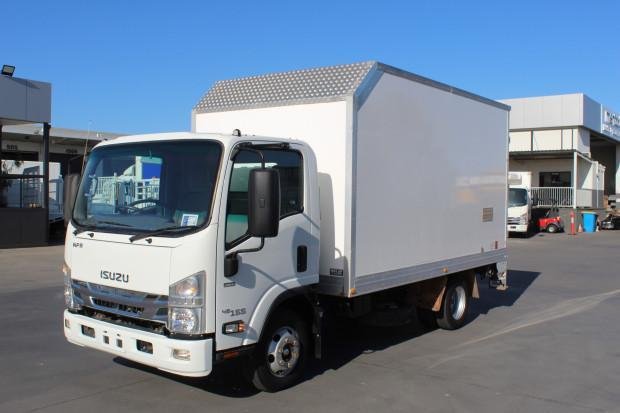 2019 Isuzu Npr 45 155