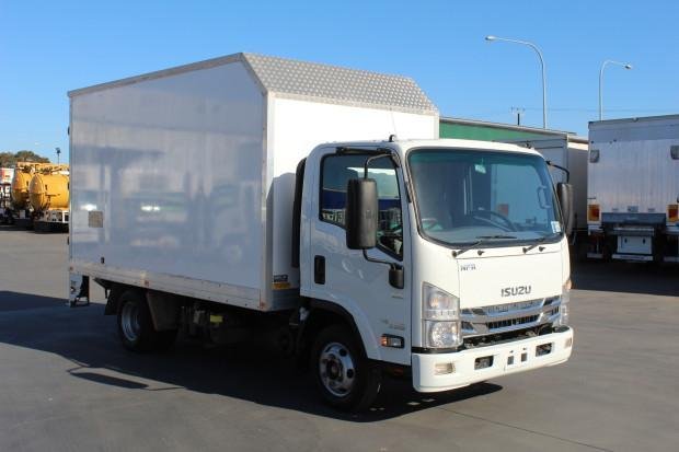2019 Isuzu Npr 45 155