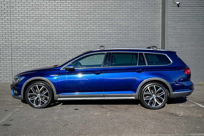 2017 Volkswagen Passat Alltrack Wolfsburg Edition