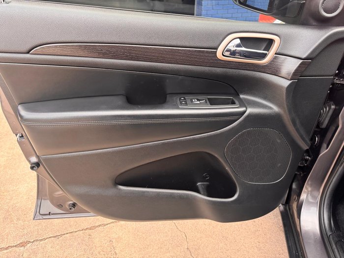 2013 Jeep Grand Cherokee Laredo WK MY14 4X4 Constant Granite Crystal
