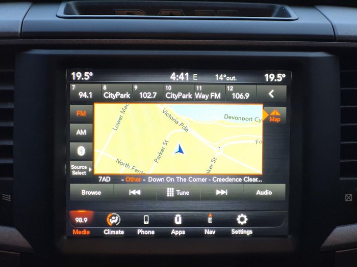 2022 RAM 1500 Express DS MY22 4X4 Dual Range Flame Red