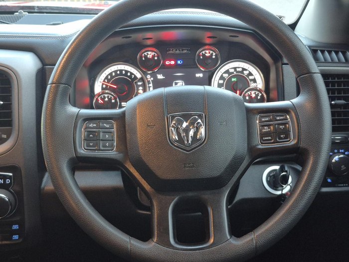 2022 RAM 1500 Express DS MY22 4X4 Dual Range Flame Red