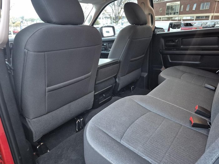 2022 RAM 1500 Express DS MY22 4X4 Dual Range Flame Red