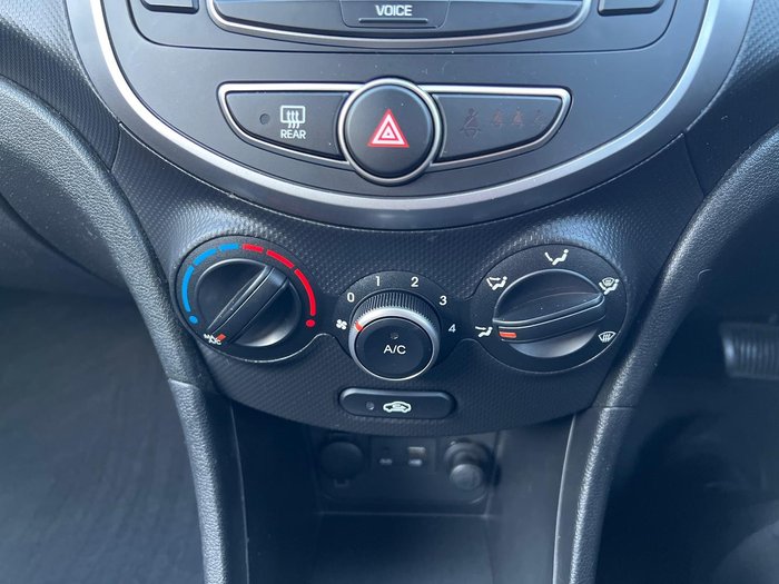 2017 Hyundai Accent Active