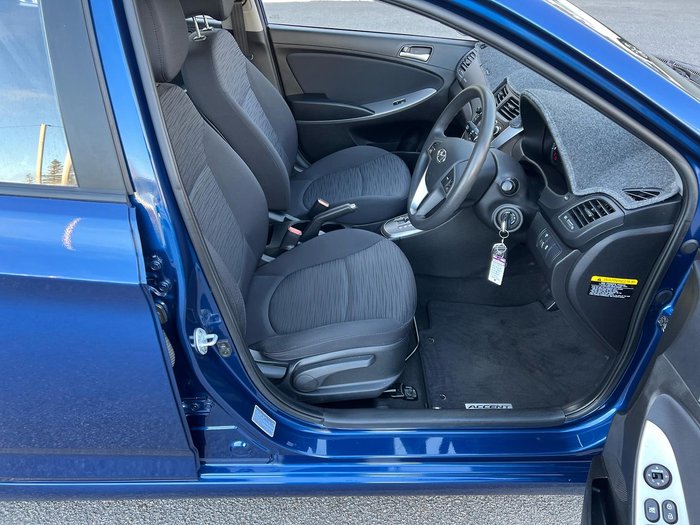2017 Hyundai Accent Active