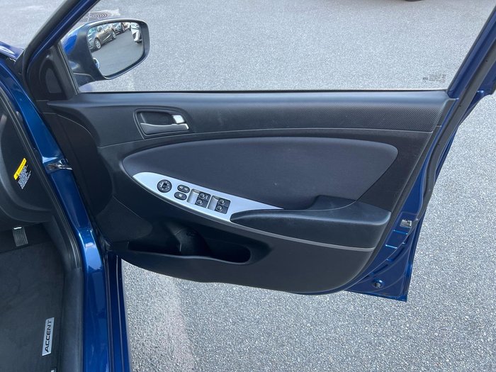 2017 Hyundai Accent Active