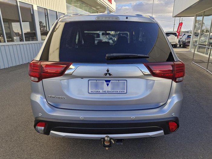 2017 Mitsubishi Outlander ES