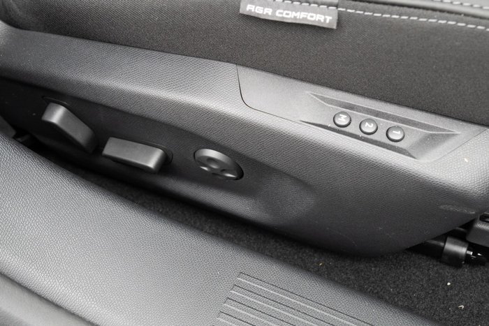 2025 Peugeot 408 GT Premium Hybrid