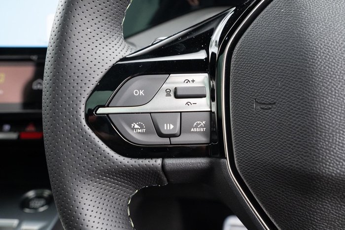 2025 Peugeot 408 GT Premium Hybrid