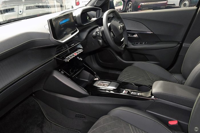 2025 Peugeot 2008 GT Hybrid P24 MY25 Nera Black