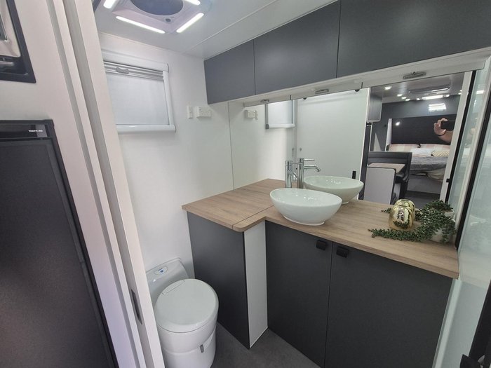 2025 Vivid Caravans EXPLORER 20