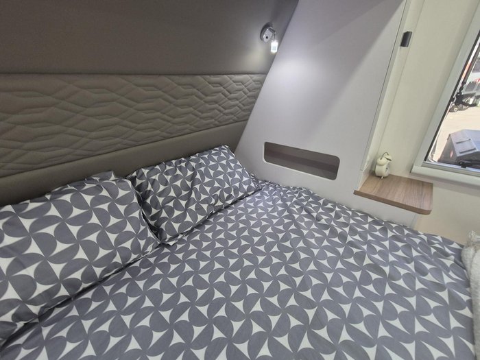 2025 Vivid Caravans NOMAD 21 FAMILY BUNK