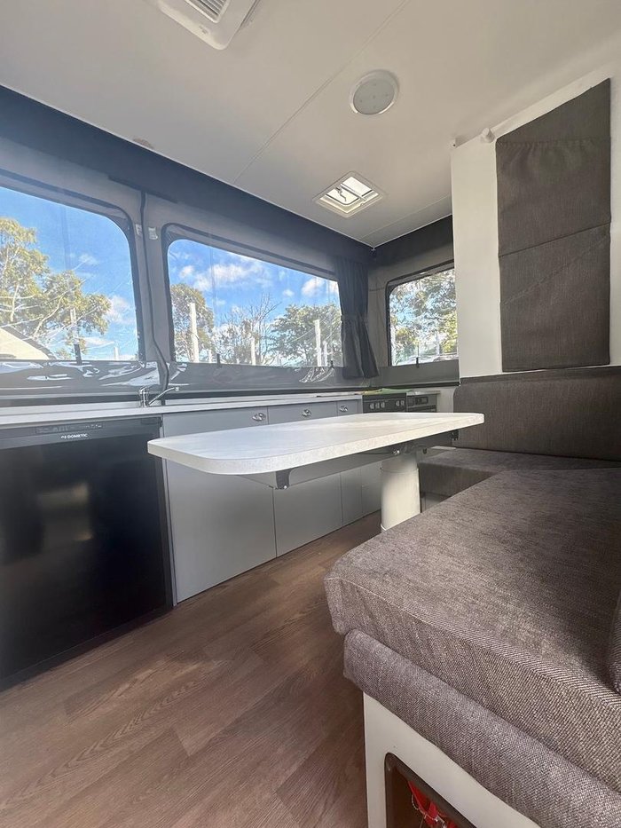 2022 Goldstream Crown St Platinum