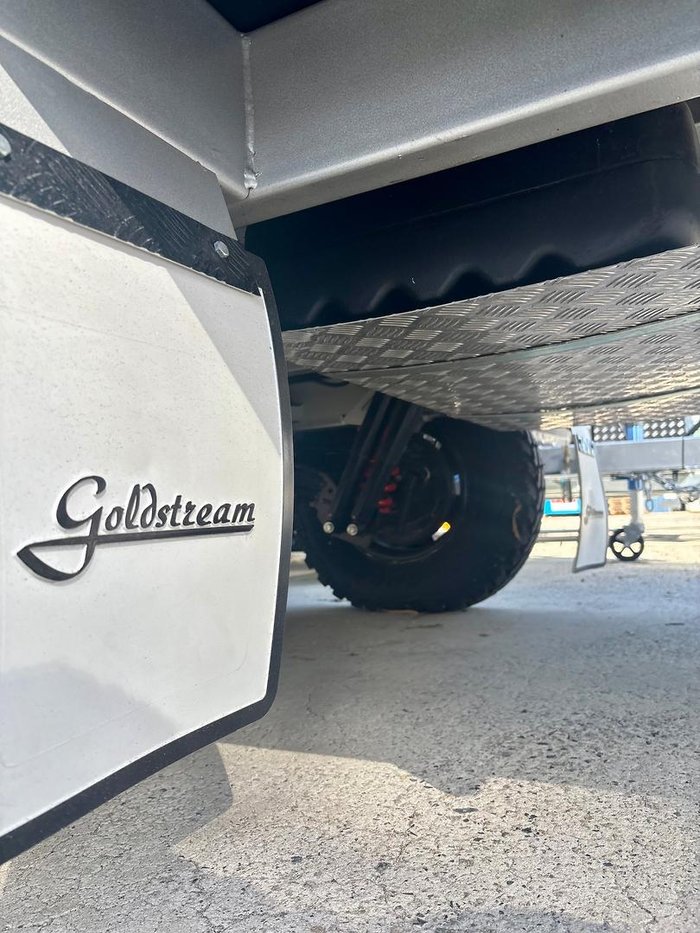 2022 Goldstream Crown St Platinum