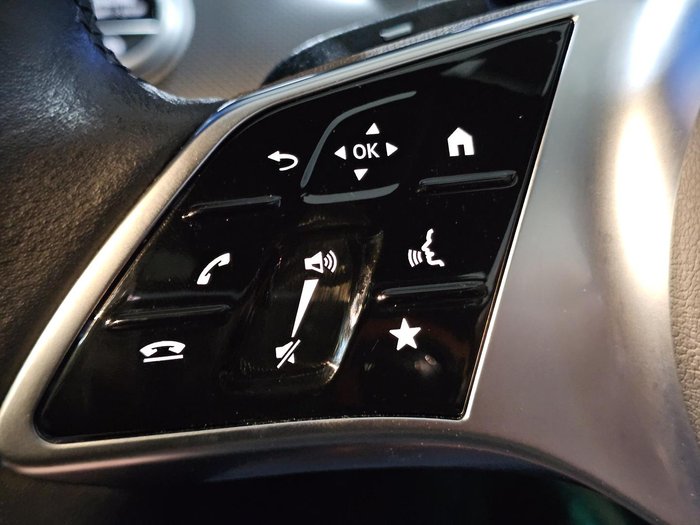 2023 Mercedes-Benz C-Class C200