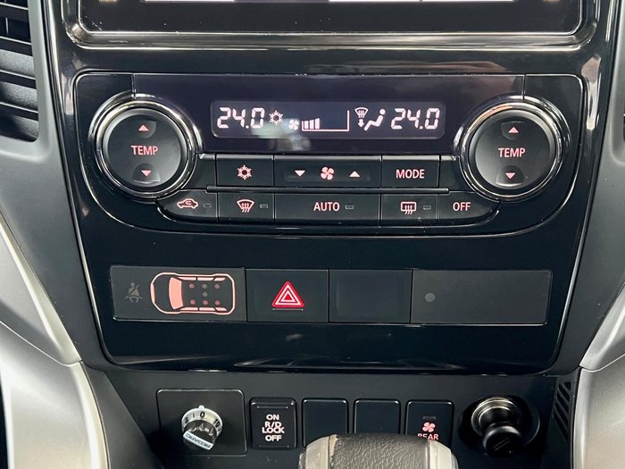 2016 Mitsubishi Pajero Sport Exceed