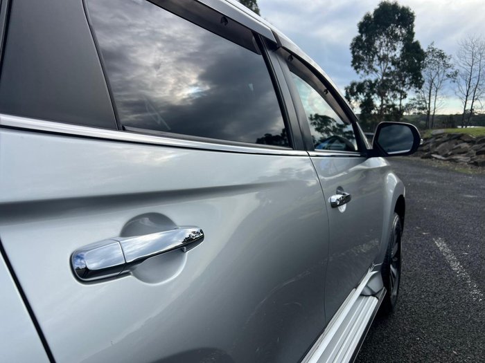 2016 Mitsubishi Pajero Sport Exceed