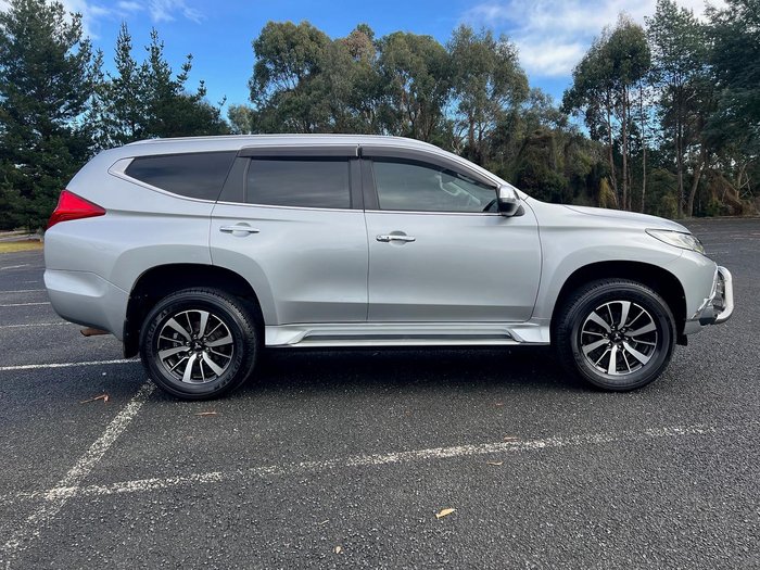 2016 Mitsubishi Pajero Sport Exceed