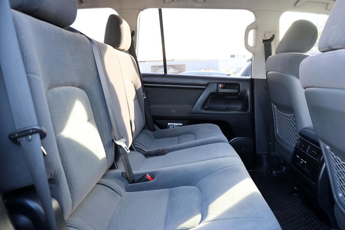 2017 Toyota Landcruiser GXL VDJ200R 4X4 Dual Range Graphite