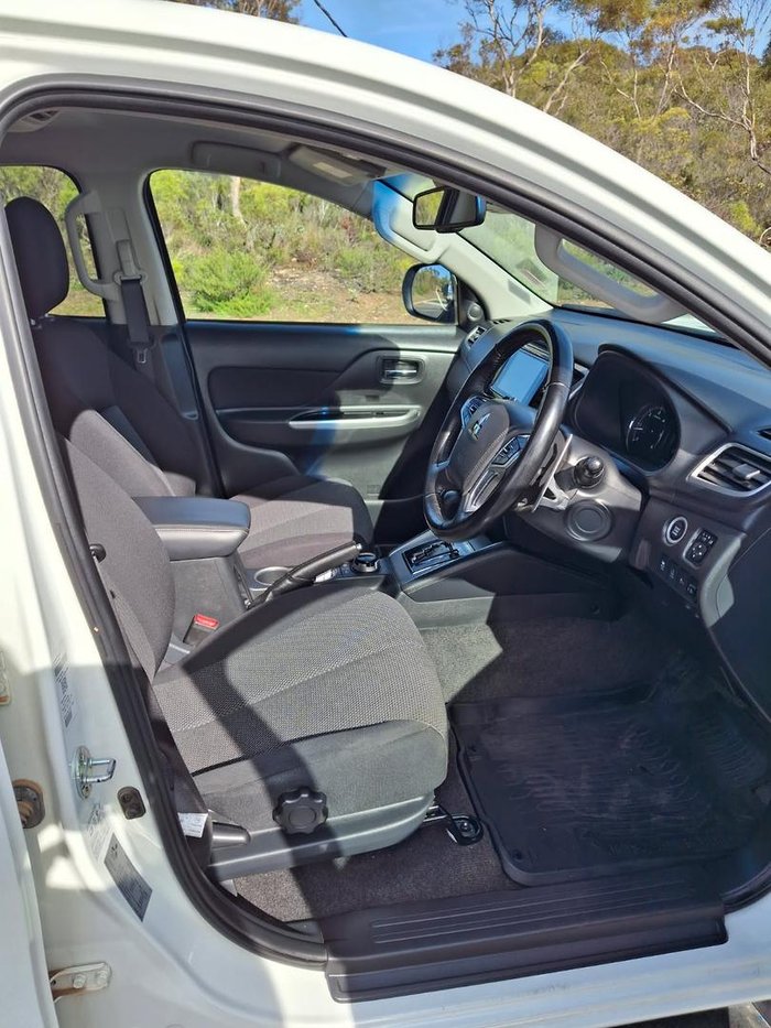 2021 Mitsubishi Triton GLS