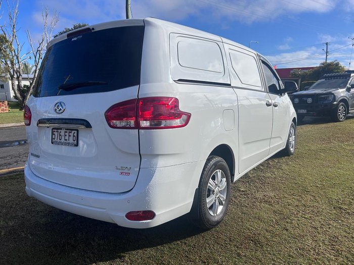 2022 LDV G10 +