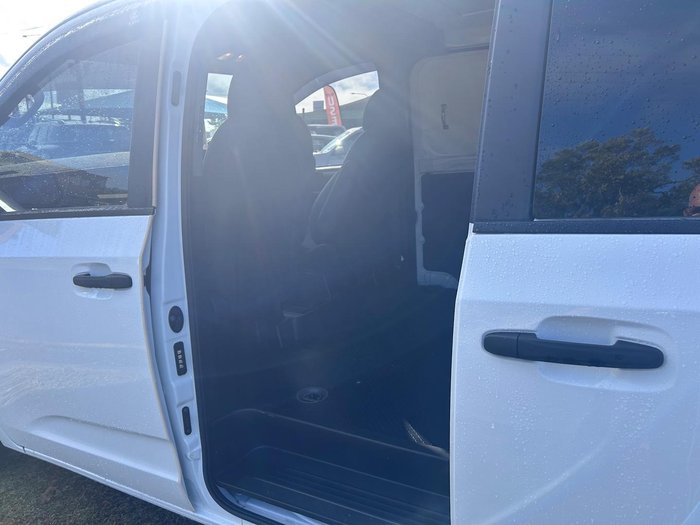 2022 LDV G10 +