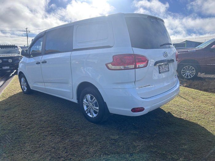 2022 LDV G10 +