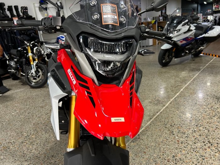 2025 BMW Motorrad 2025 BMW 310CC G 310 GS DUAL SPORTS Racing red. (11-07)
