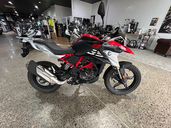 2025 BMW Motorrad 2025 BMW 310CC G 310 GS DUAL SPORTS Racing red. (11-07)