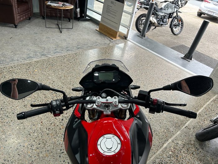 2025 BMW Motorrad 2025 BMW 310CC G 310 GS DUAL SPORTS Racing red. (11-07)