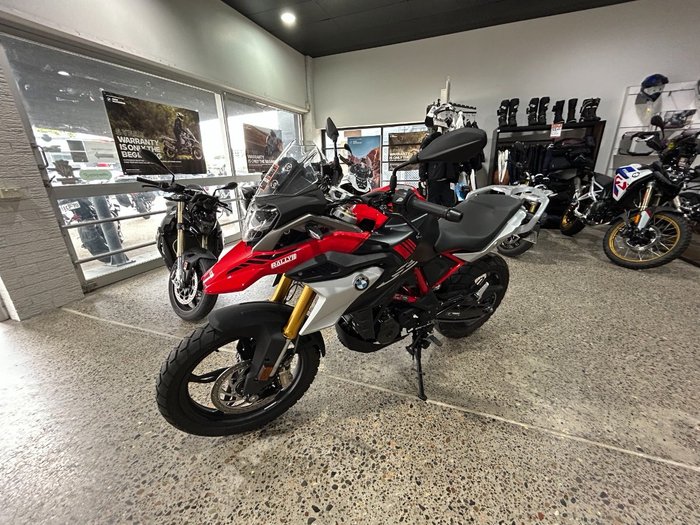 2025 BMW Motorrad 2025 BMW 310CC G 310 GS DUAL SPORTS Racing red. (11-07)