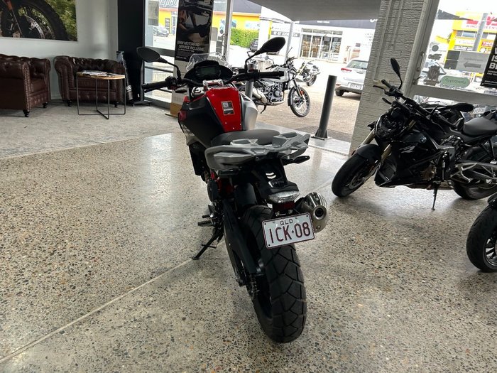2025 BMW Motorrad 2025 BMW 310CC G 310 GS DUAL SPORTS Racing red. (11-07)