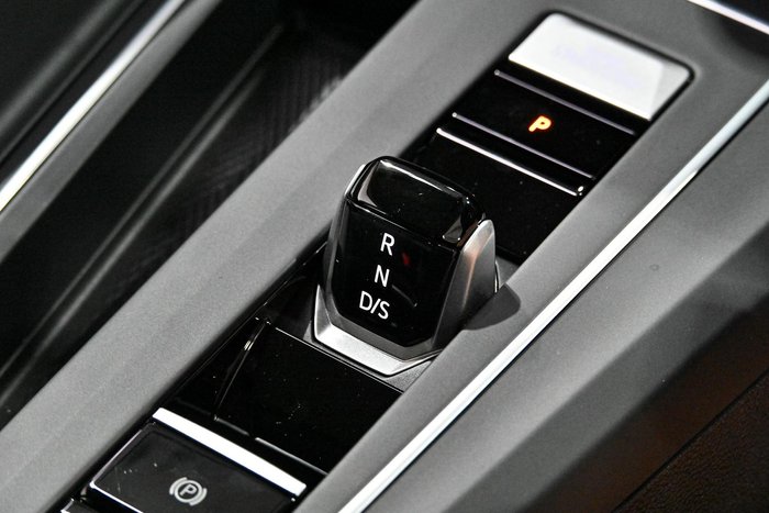 2025 Volkswagen Golf 110TSI Life