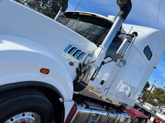 2018 Mack Superliner 131 Ton Rated Mack Superliner 6x4 prime mover
