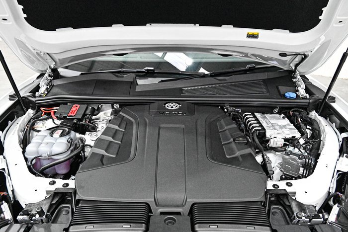 2025 Volkswagen Touareg 170TDI